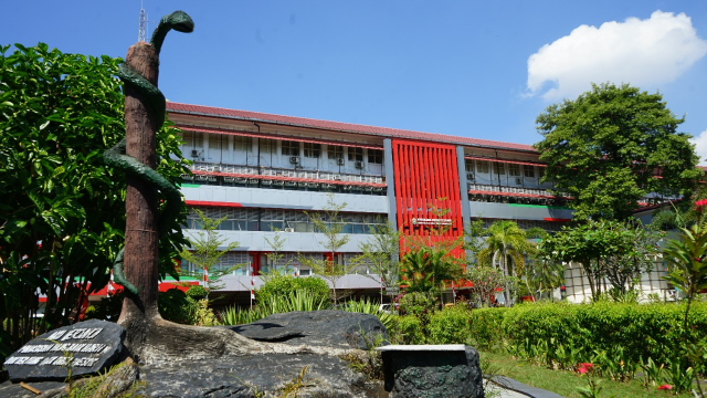 Kehidupan Mahasiswa di Unhas: Antara Akademik dan Budaya Lokal